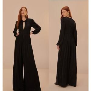 NEW FARM RIO Long Sleeve Knot Jumpsuit Keyhole Front Wide Leg Black Size Small